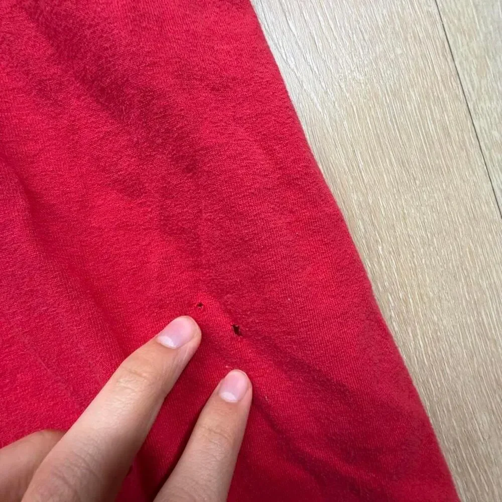 Giant Men's Red T-shirt
